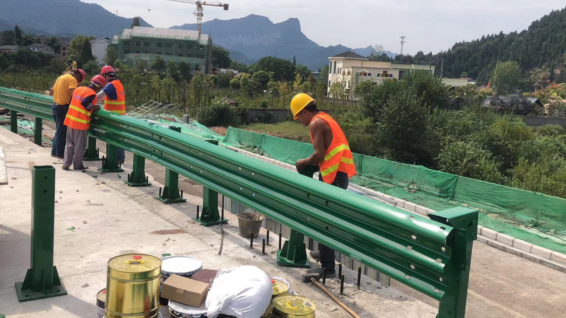 色达县高速公路波形护栏热镀锌波形护栏 - 推荐